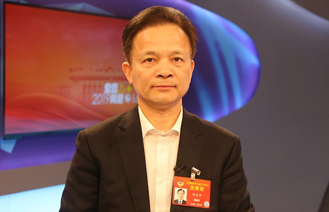 全國政協委員、中國工程院副院長鐘志華：推進工程教育改革與創新創業創造