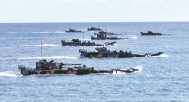 陸軍某旅組織泛水編波訓練